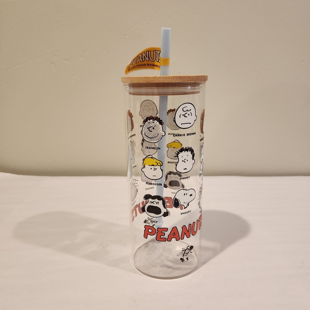 Peanuts Glass Tumbler With Lid And Straw 20oz